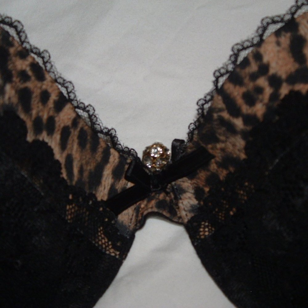 Marilyn Monroe intimidates bra pantie set - Picture 13 of 13